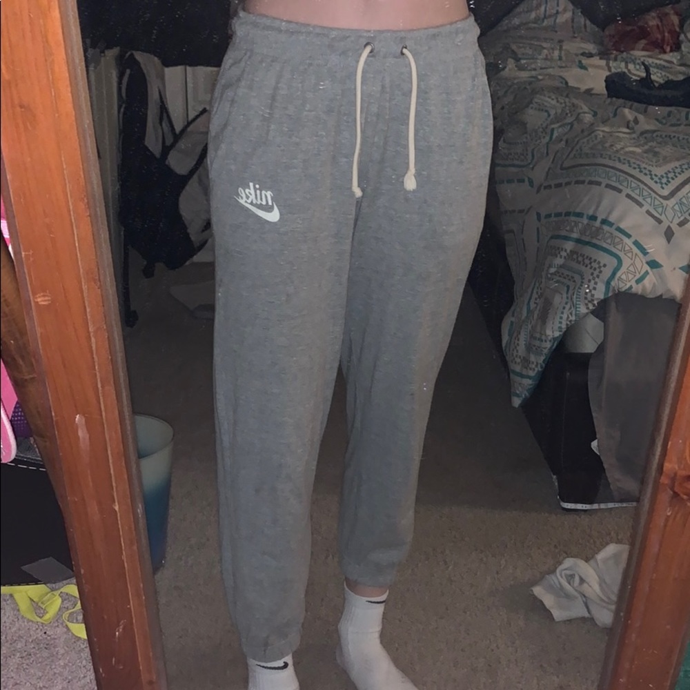 Nike capris